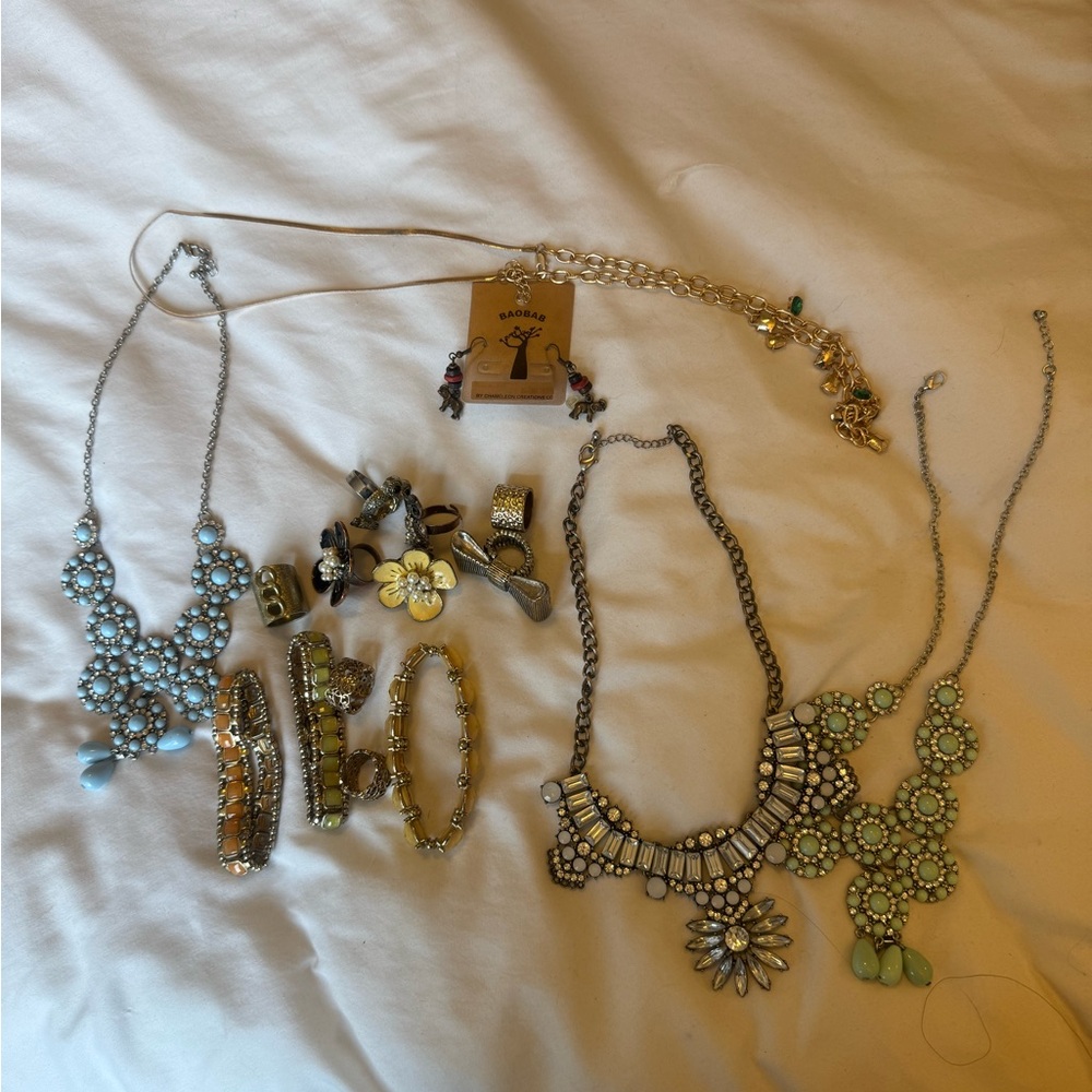 Elegant Gold and Silver Jewelry Set